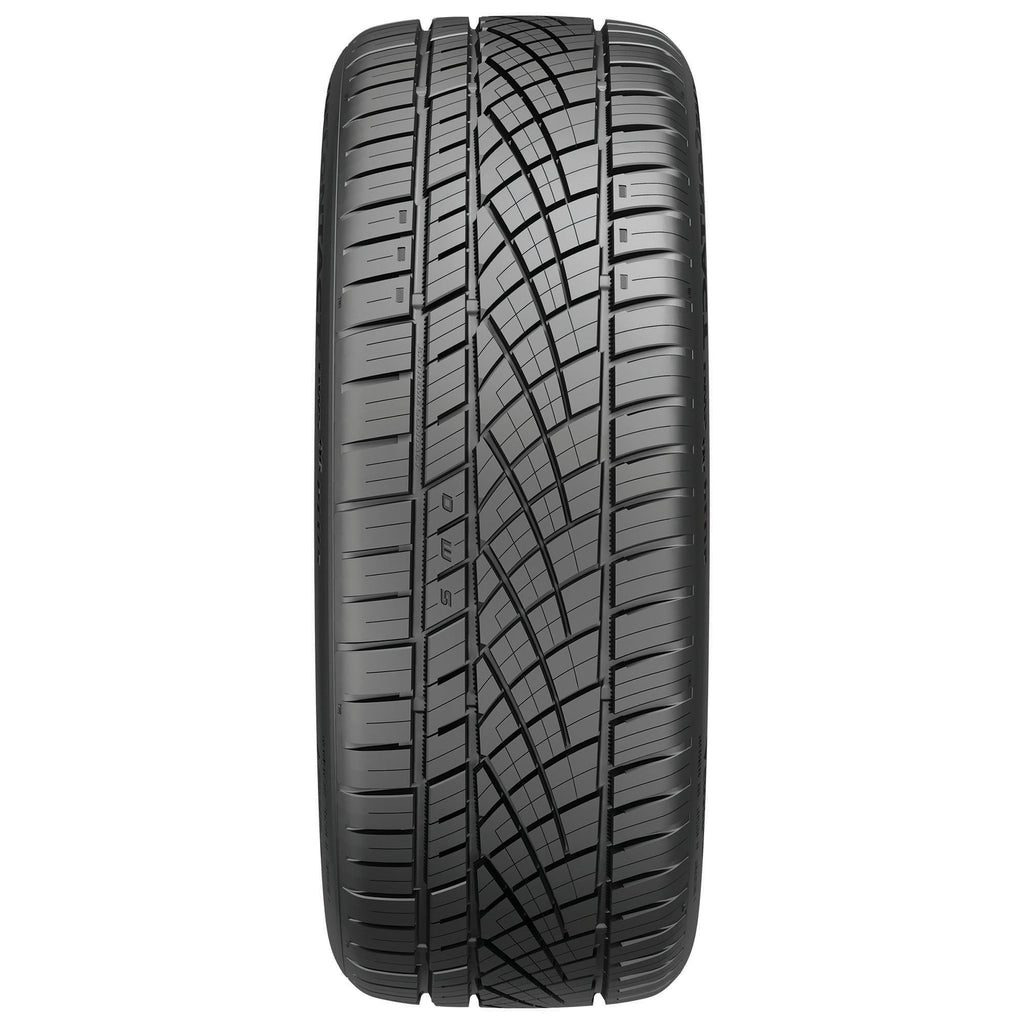 Continental ExtremeContact DWS06 PLUS UHP All Season 245/40ZR20 99Y XL Passenger Tire