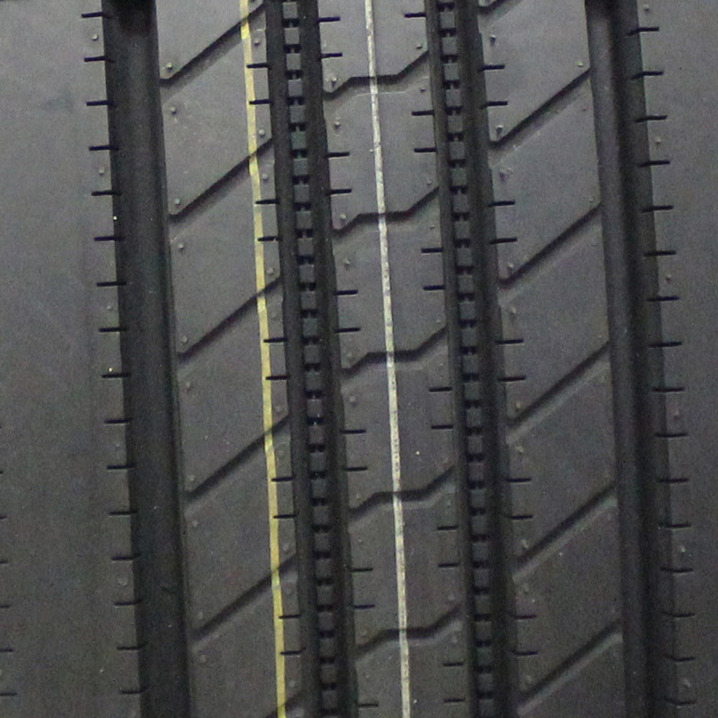 Roadmaster RM272 245/70R17.5 143/141K J Commercial Tire